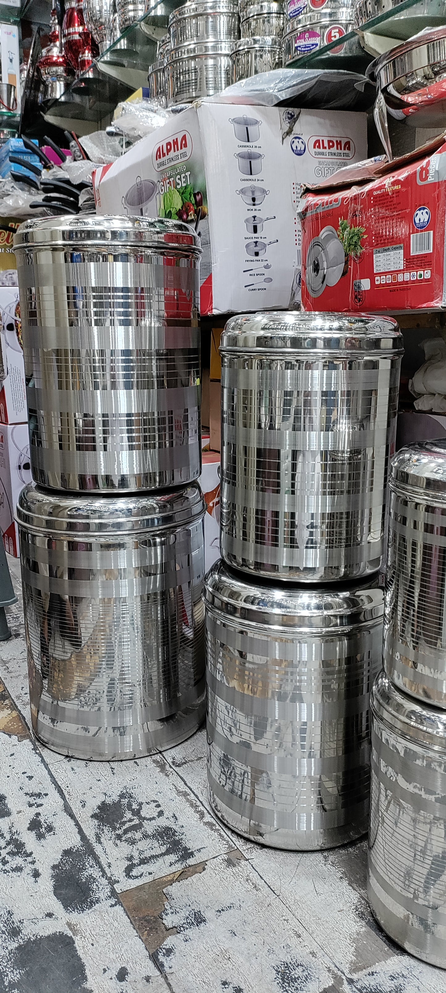 Stainless steel shaded design stock container anaj dabba