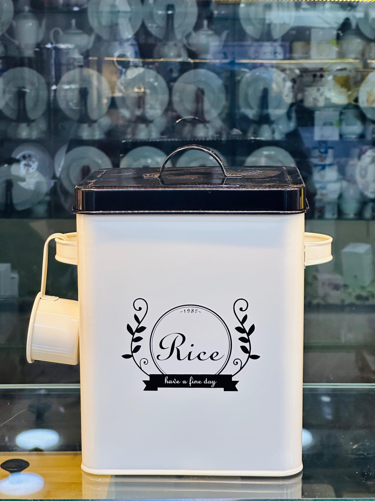 5L Airtight Rice Storage Container with Scoop