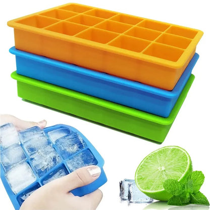 Silicone ice cube tray with lid