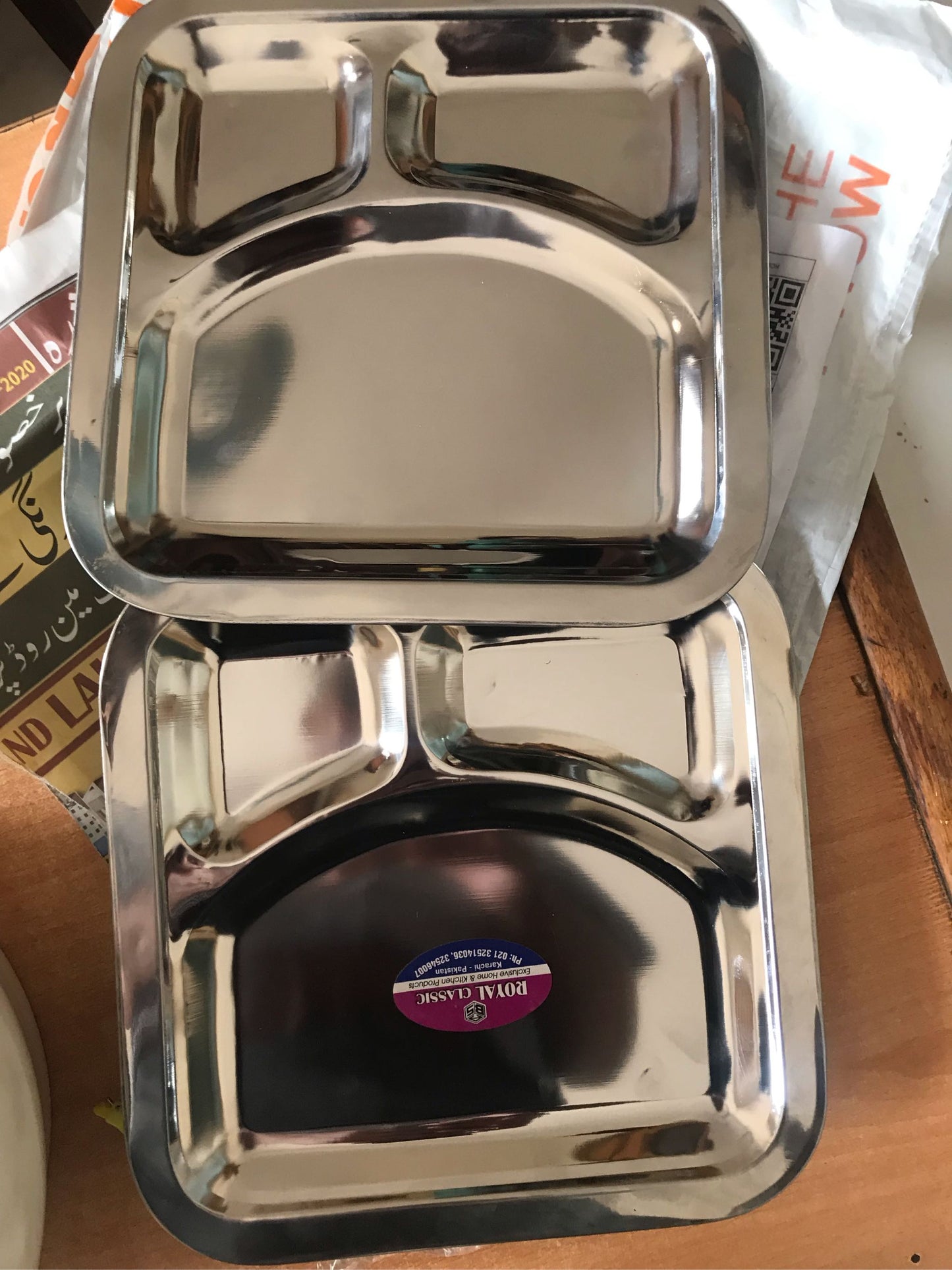 3 portion tray partition thaali for serving unbreakable