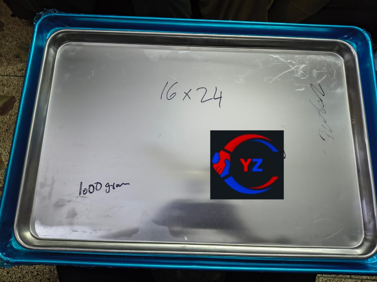 BAKING ALUMINUM TRAY