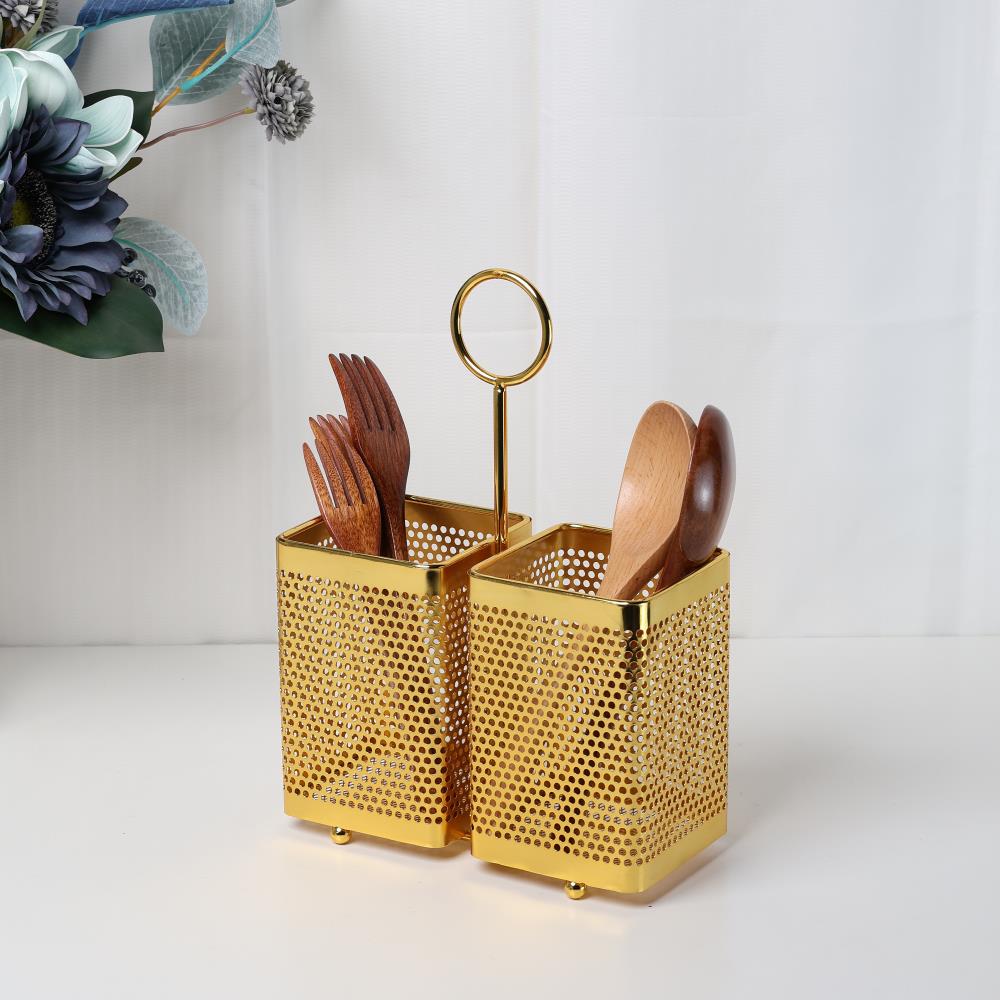 Golden spoon stand.