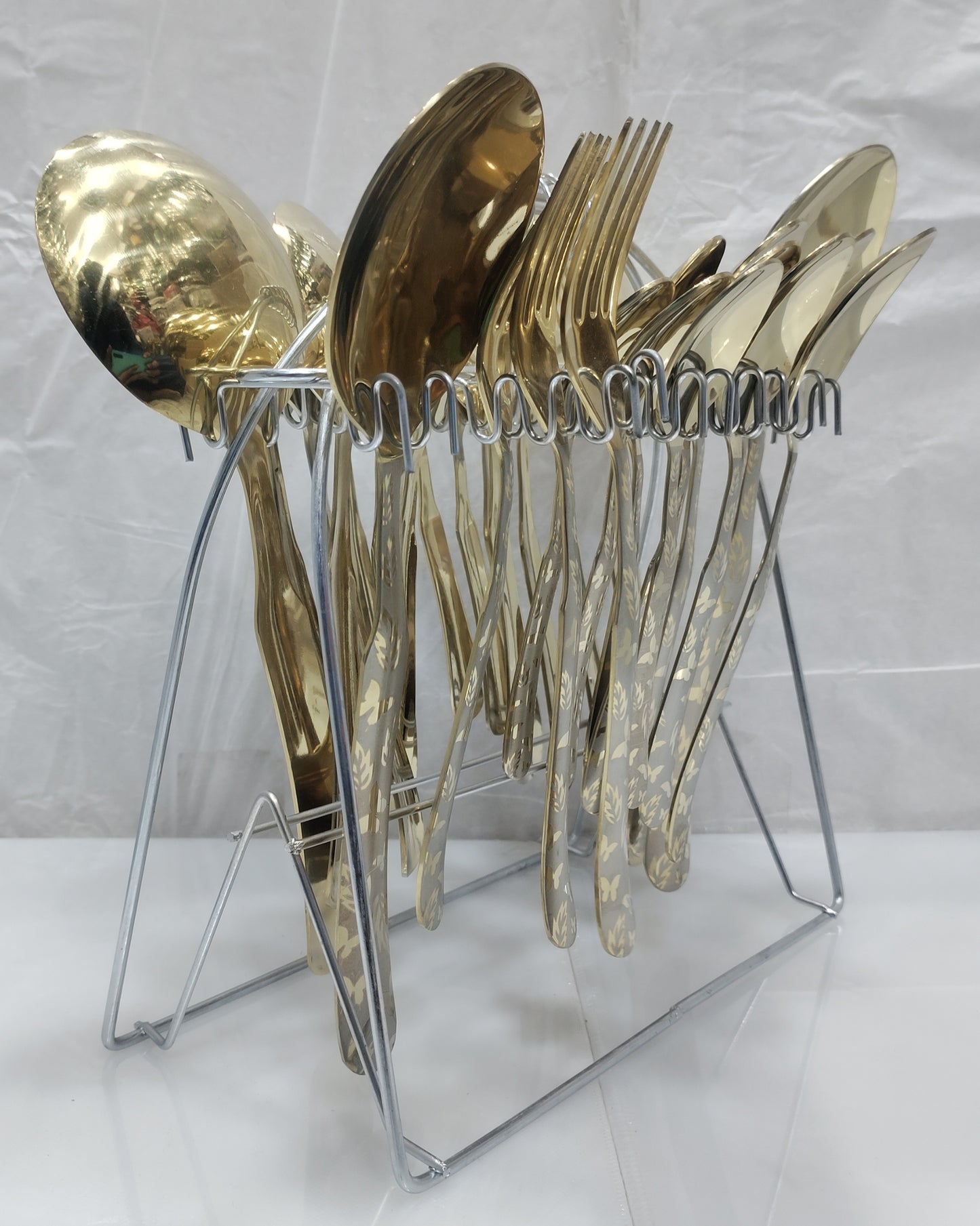 گولڈن سٹینلیس سٹیل لیزر پرنٹ شدہ کٹلری سیٹ 29pcs