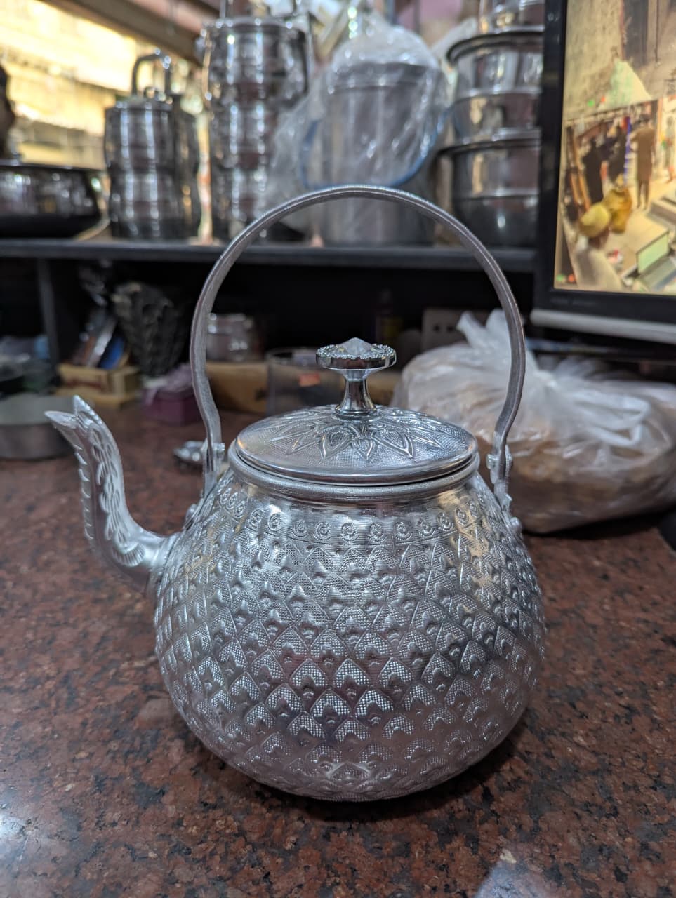 Luxury  Serving Kettle best quality