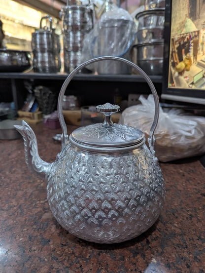 Luxury  Serving Kettle best quality