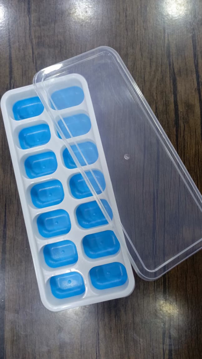 ICE Cube Tray  Plastic Silicone
