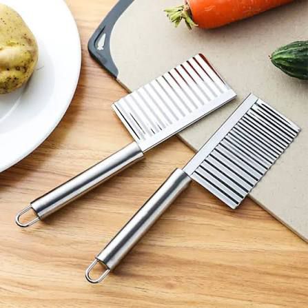 STAINLESS STEEL KITCHEN WAVY KNIFE :